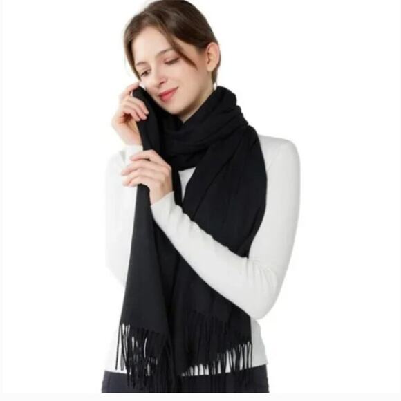 NWT Pashmina Scarf Black - Picture 1 of 7